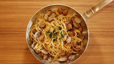 食事・飲み物 / 11