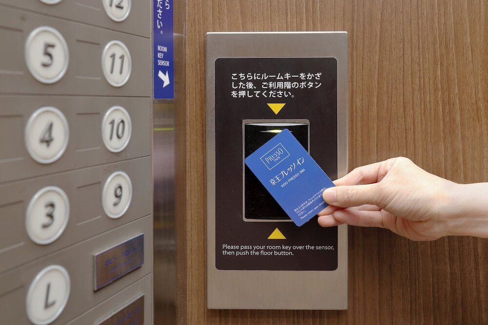 エレベーター