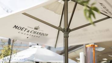 フード コート / 2