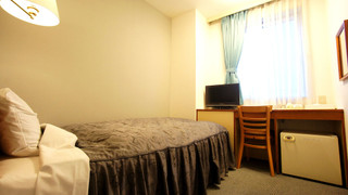 セミダブルルーム 喫煙可