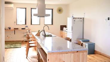 客室内のダイニングエリア / 12