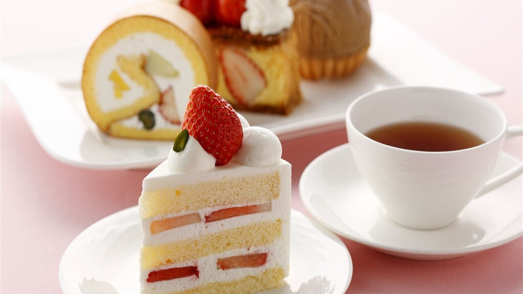 プールにアフタヌーンティー。ワンランク上の都会リゾート3414362