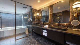 ジュニア スイート キングベッド 1 台 禁煙