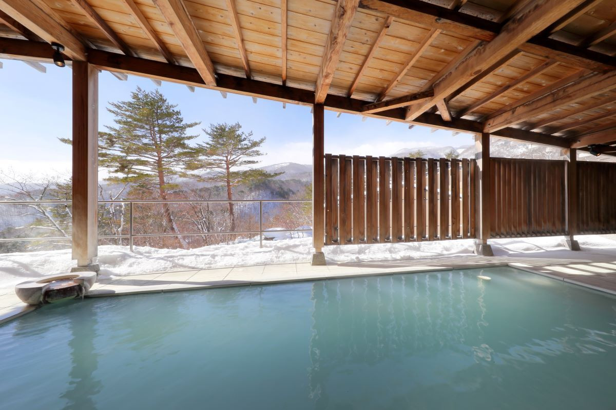 6.和室のお部屋で愛犬とまったりタイム…♪「高湯温泉 花月ハイランドホテル 」3965504