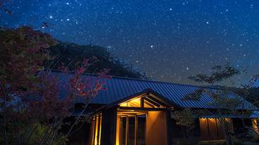 外観 夜 / 1