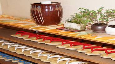 内部エントランス / 1