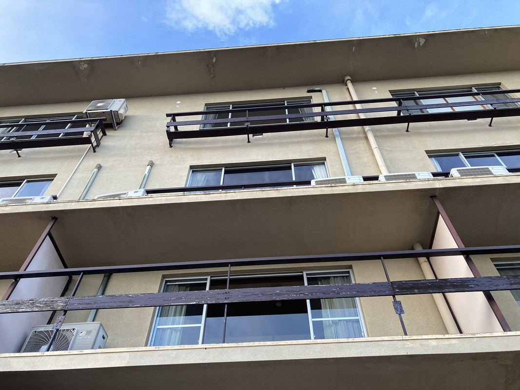 ホテルが何階建てか思い出せない