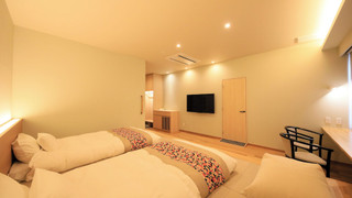 西館モダン和室23.9㎡+シアタールーム6.4㎡ [禁煙]