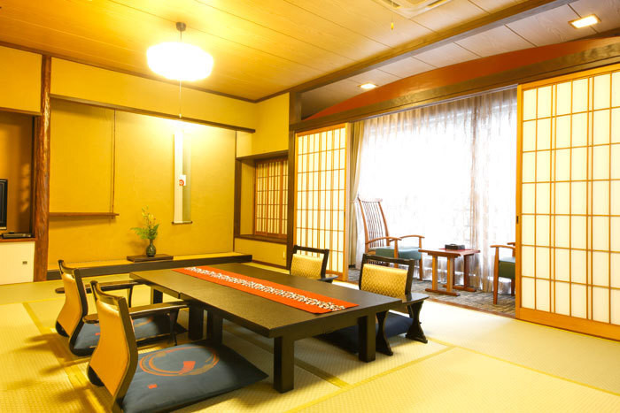 城崎温泉 湯楽 Yuraku Kinosaki Spa&Gardens(キノサキオンセン ユラク キノサキ スパアンドガーデンズ ) / 4