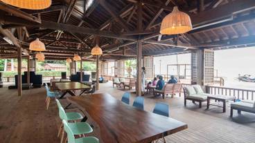 施設内の設備 / 24