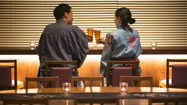 ロビーラウンジ / 3