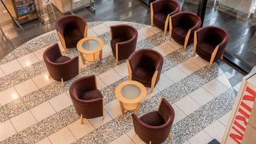 ロビーラウンジ / 5