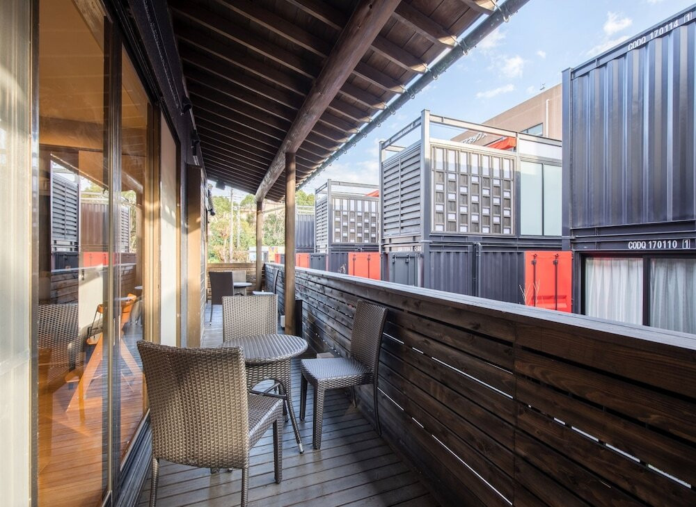 ロビーラウンジ