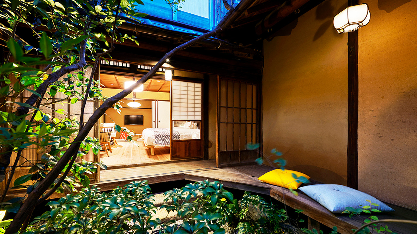 坪庭と半露天風呂を独占できる1階客室3705922