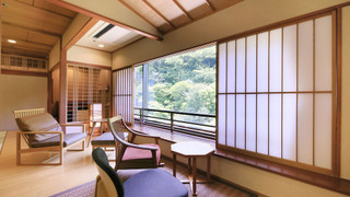 [山側]和洋室 檜の内湯付 禁煙