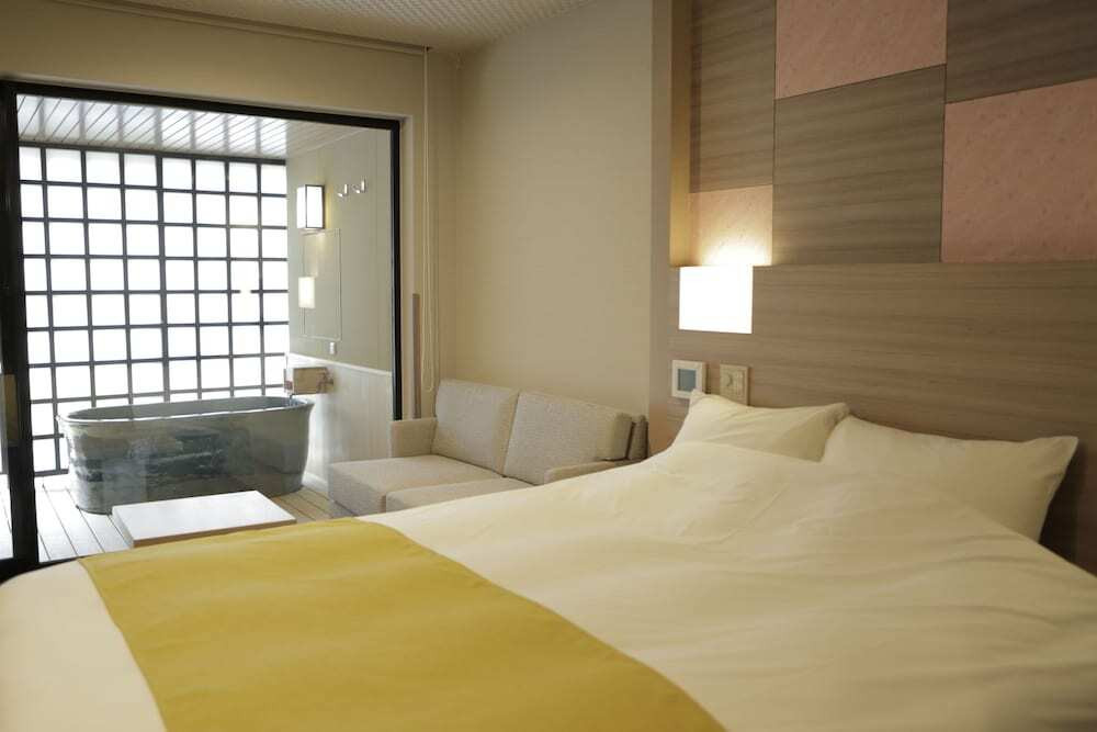 和モダンな雰囲気の露天風呂でゆっくりバスタイム♪4279578