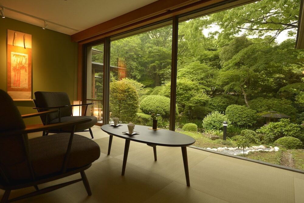 ロビー応接スペース