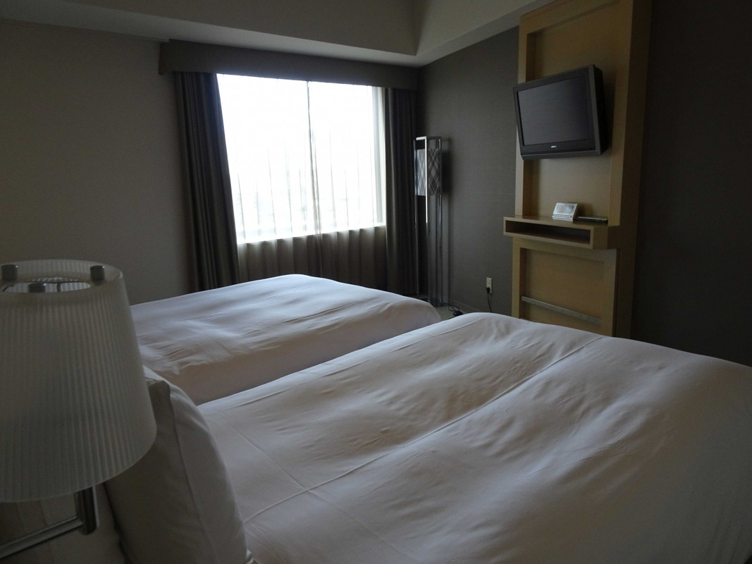 デラックスコーナーツインの広いお部屋