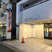 商店街から少し外れたところにあります。