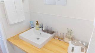 コンフォート ツインルーム ベッド (複数台) 禁煙 冷蔵庫 & 電子レンジ