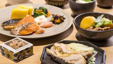 朝食ビュッフェ③ / 6