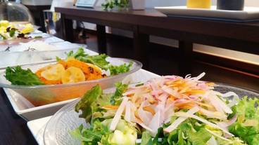 朝食ビュッフェ / 2