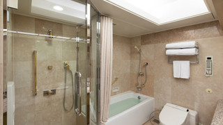 ザ・メイン デラックスツインルーム(館内利用券1名さま1泊につき5,000円付/指定レストランで利用可能)禁煙