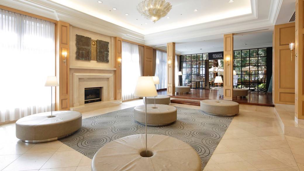 ロビーフロア / 2