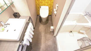 スーペリア ルーム シングルベッド 3 台