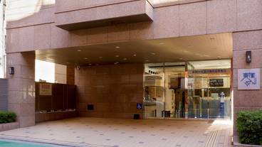 施設の入り口 / 5