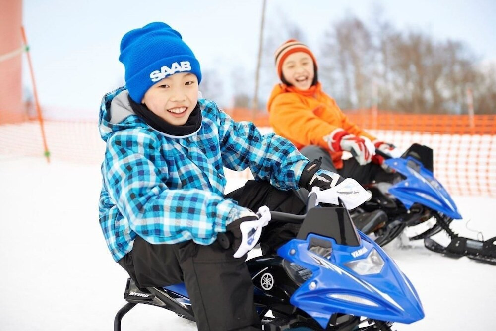 スノー スポーツとスキー