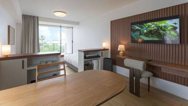 客室内のダイニングエリア / 27