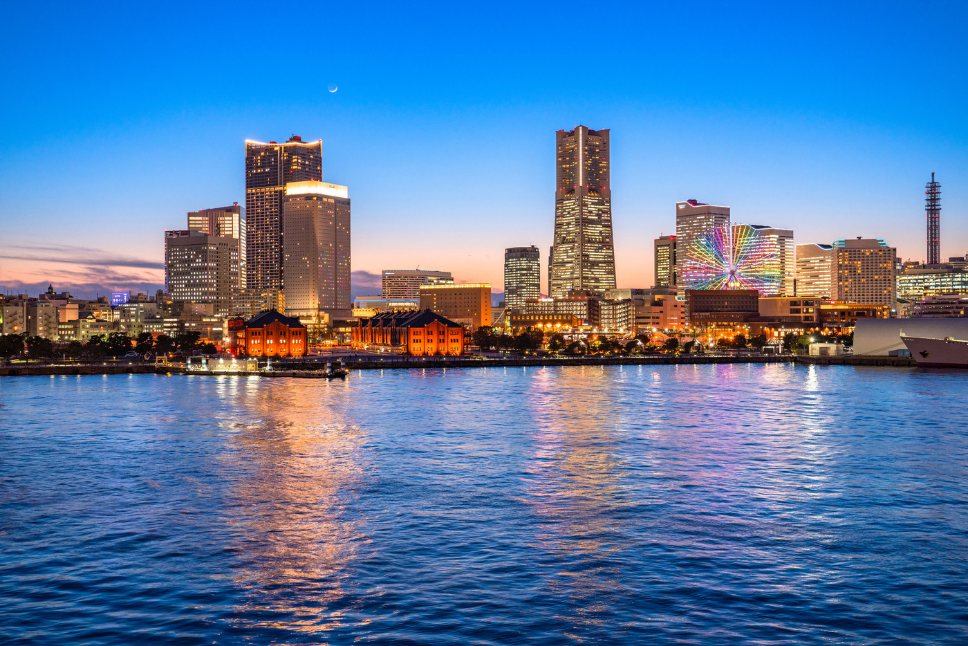 《神奈川県》横浜港町の夜景・デートスポット