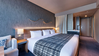 スーペリアワイドキング (禁煙)