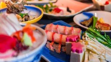 食事・飲み物 / 32