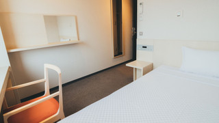 【無料カレー&サラダバー付き】漫画読み放題！セミダブルルーム 禁煙