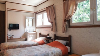 ファミリールーム(布団付)