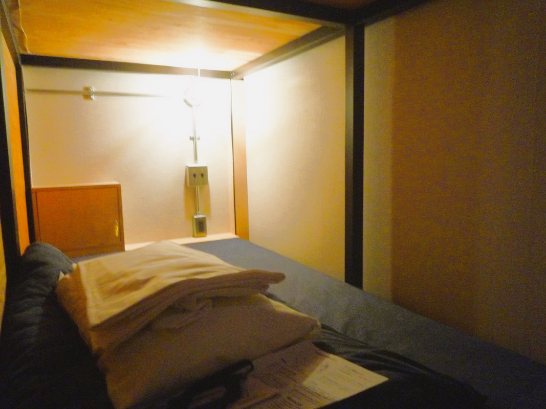 合板仕様の快適なベッドです