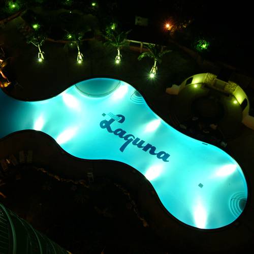 屋外プール　夜のライトアップ / 5