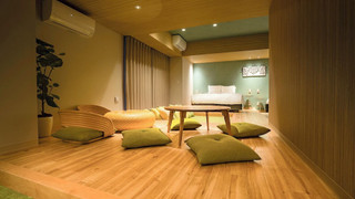 Deluxe Family Suite