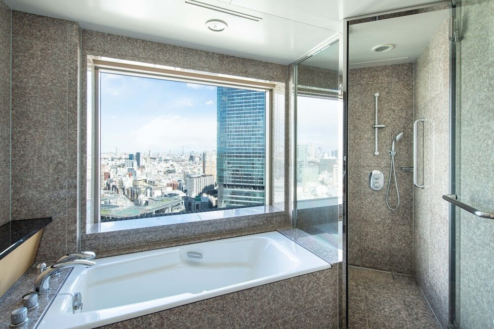 3. 全室が高層階。夜景を前にリッチな気分に／セルリアンタワー東急ホテル4260147