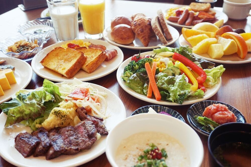 シングル利用もOK、ヘルシー朝食の「リッチモンドホテルプレミア東京スコーレ」4090775