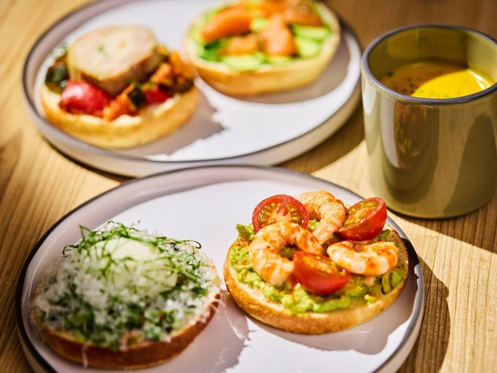 朝食