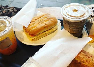 スターバックスコーヒー 新宿中央公園 SHUKNOVA店