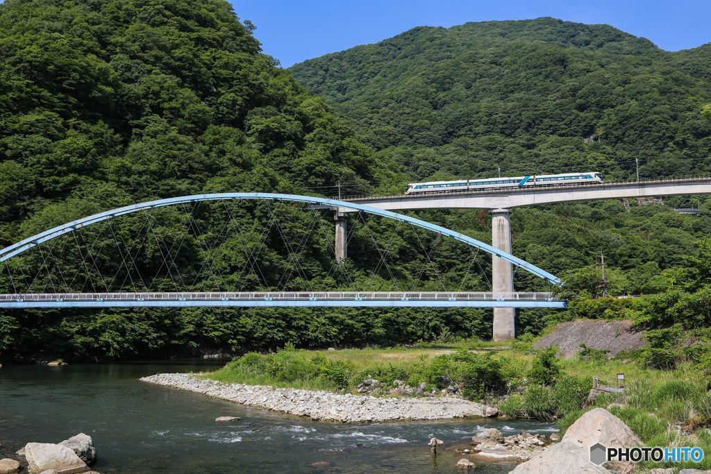 旅情たっぷりの温泉郷3992822