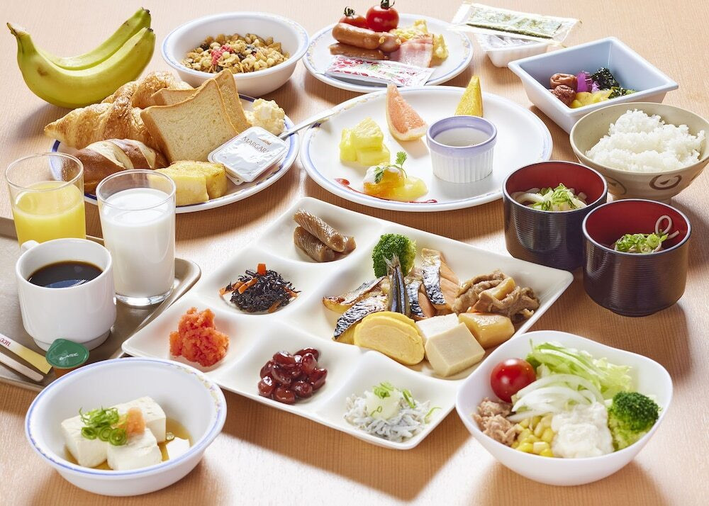 朝食