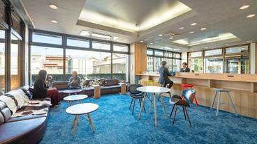 ラウンジ 利用イメージ / 1