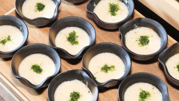 食事・飲み物 / 13