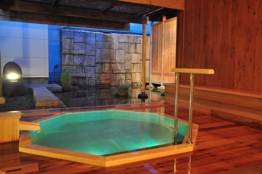 日帰り入浴もできる♪貸切温泉・貸切露天風呂のある宿4001646