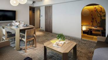 客室内のダイニングエリア / 29